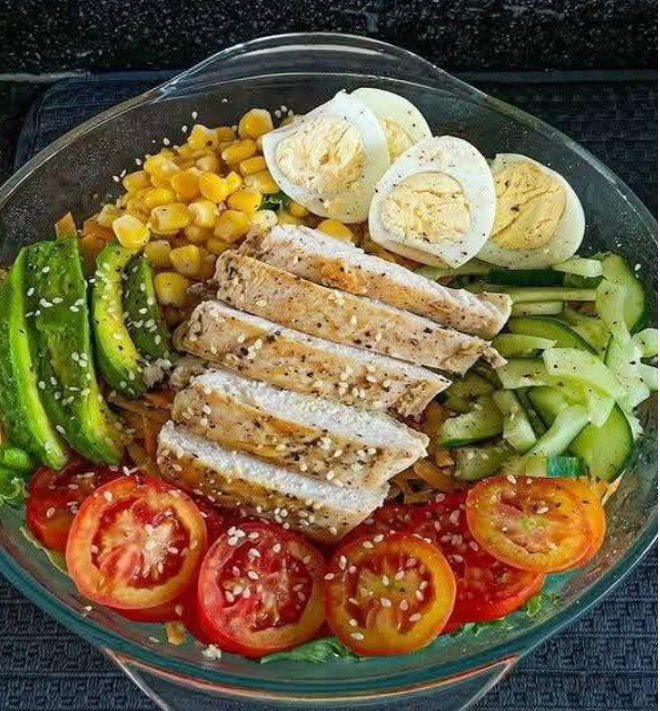 High-Protein Grilled Chicken Power Bowl (Healthy & Easy!)